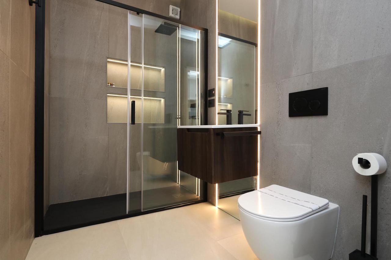 Renovated & Fully Equipped-Luxurious-2Room Fontana Suite, It Just Doesn'T Get Any Better! Ольбия Экстерьер фото