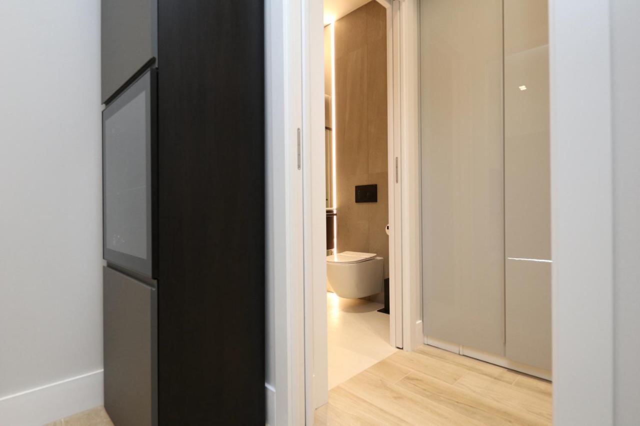 Renovated & Fully Equipped-Luxurious-2Room Fontana Suite, It Just Doesn'T Get Any Better! Ольбия Экстерьер фото