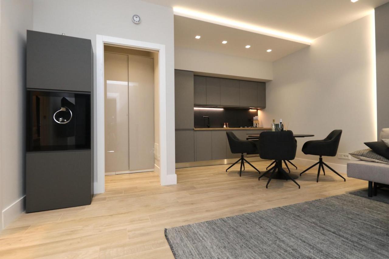 Renovated & Fully Equipped-Luxurious-2Room Fontana Suite, It Just Doesn'T Get Any Better! Ольбия Экстерьер фото